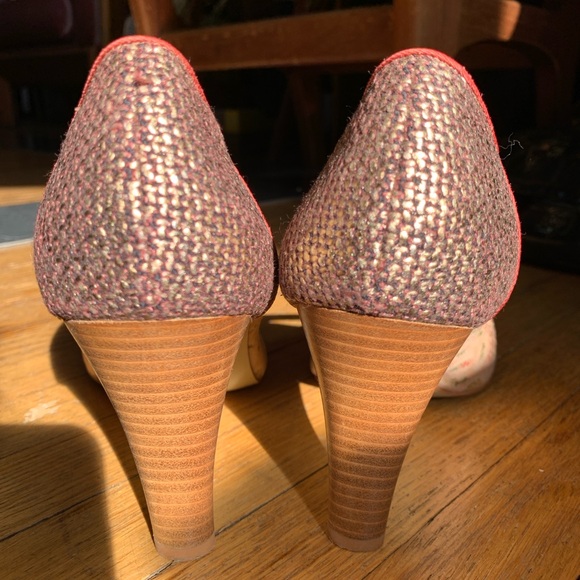 Rare Vintage Kensie Embroidered Rose Mary Janes💕❤️💕 with original box🤗 - Picture 6 of 12